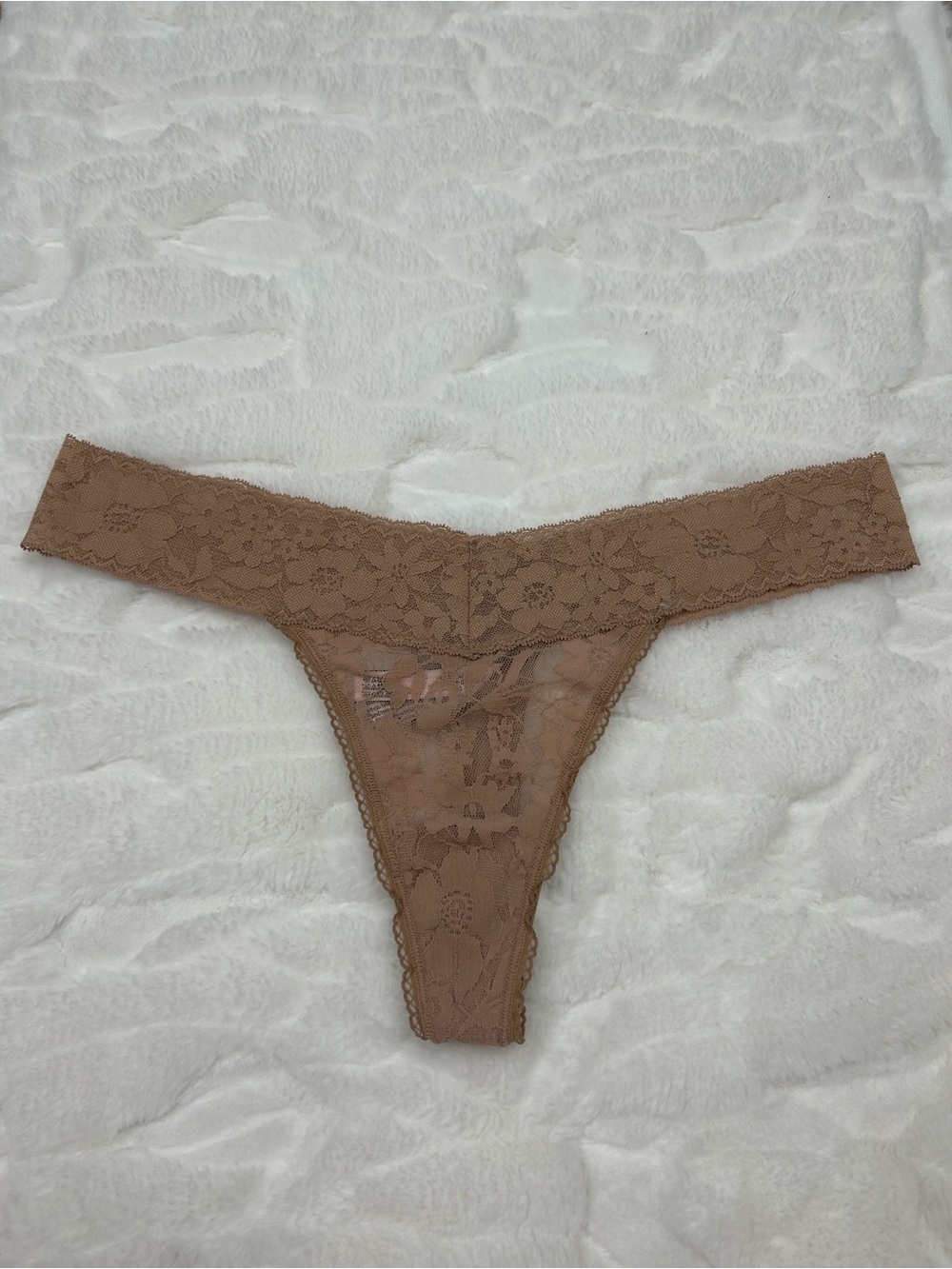 Victoria’s Secret Lace Thong Panty XL